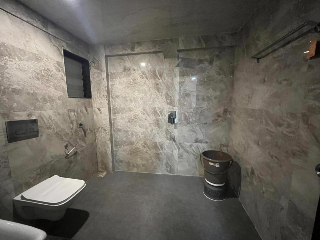 Arsh Executive Inn Дайв Экстерьер фото